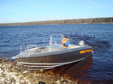 Алюминиевая лодка Wellboat 51 CC