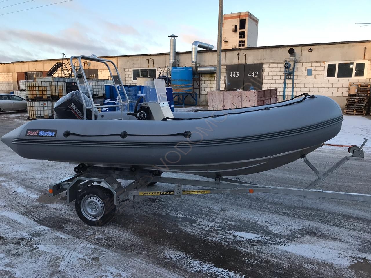 Надувная лодка ProfMarine RIB 450 с алюминиевым корпусом