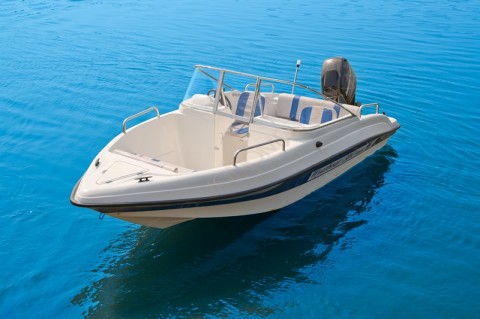 Катер WYATBOAT Wyatboat-3DC