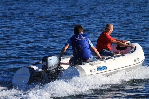 Лодка надувная RIB Stormline 400 ( no console )