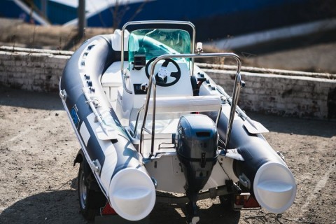 Лодка надувная RIB Stormline 400 Extra ( console )