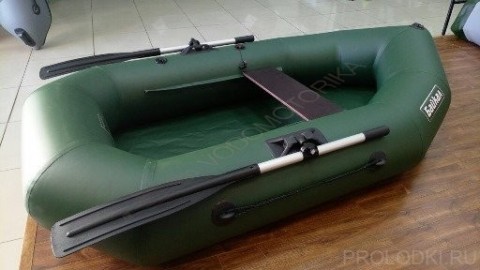 Гребная лодка БАЙКАЛ 210